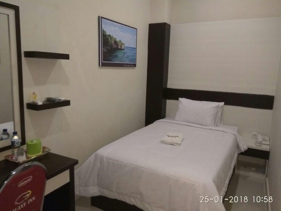 Galaxy Inn Baubau Esterno foto